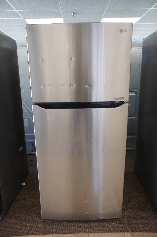 lot 3 image: NEW - SCRATCH AND DENT - LG ENERGY STAR MODEL # (LTCS20220S) - Top Freezer Refrigerator - 29.8 - 20.2 cu ft - Stainless Steel -  TESTED WORKS - MSRP $ 1199.99