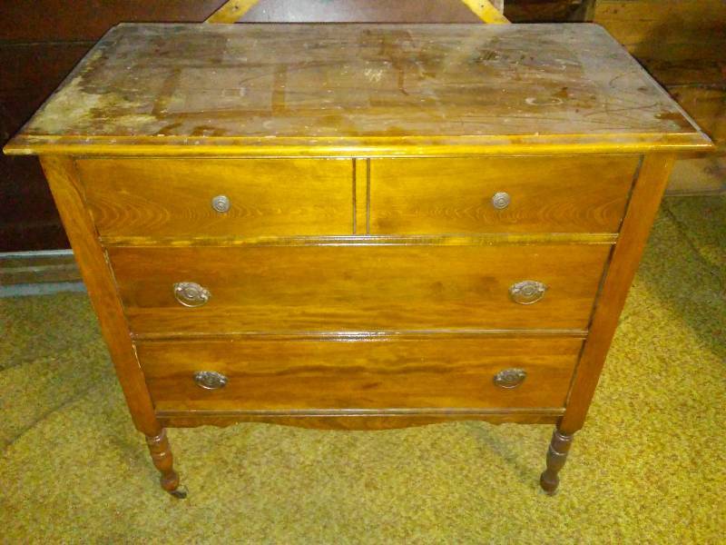 Vintage 4 Drawer Wood Dresser With Mirror Wood Casters Mpls