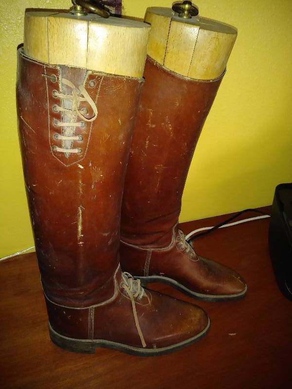 lot 176 image: VintageAntique Riding Boots with wooden lasts from Von Lengerke & Antoinne sporting store.