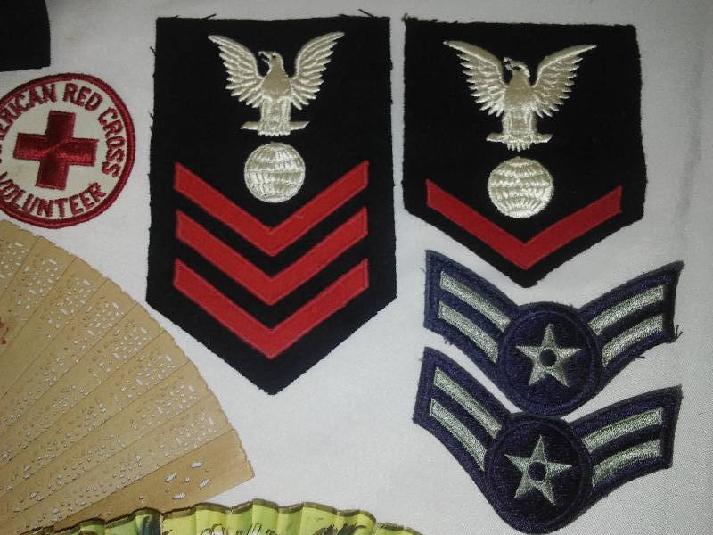 lot 193 image: Vintage Miscellaneous military patches and more