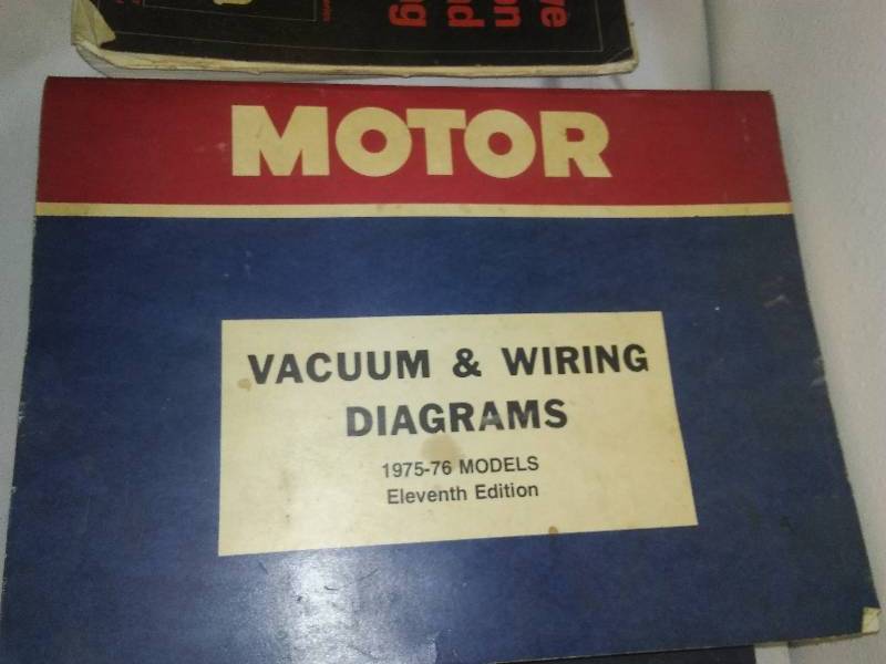 lot 233 image: Automobile Service Manuals