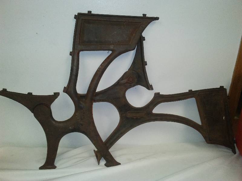 lot 239 image: Cast Bench fames, Minneapolis O & S. F. Co.