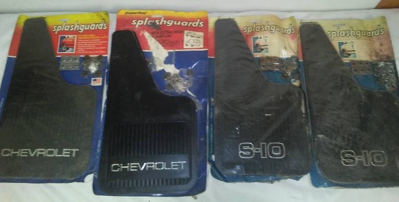 lot 265 image: 4 pr. Mud flaps