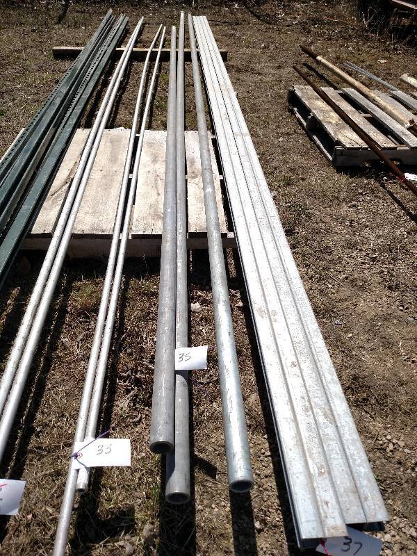 lot 35 image: (3) 1 12 SCH 80 Galv. Pipe, (2) 2...