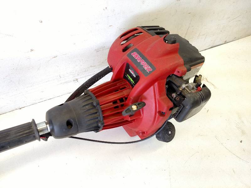 lot 20 image: Snapper SST-16CL Gas Trimmer, NewU...