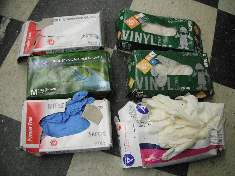 Nitrile & Vinyl Gloves