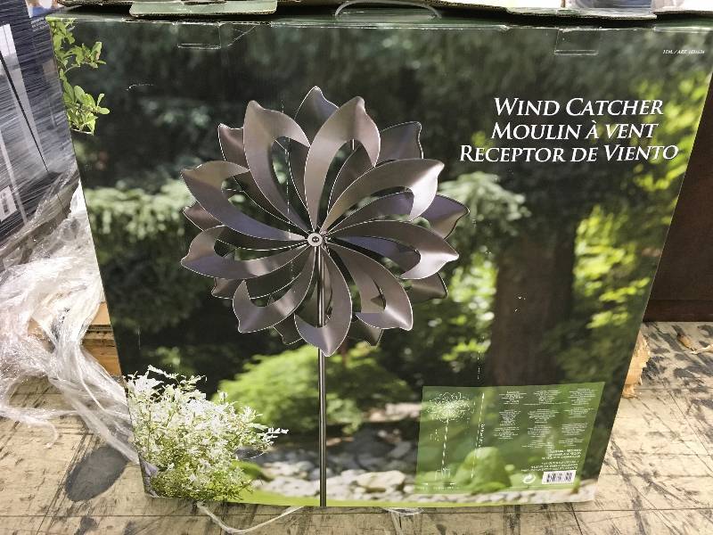 lot 563 image: STYLCRFT WIND CATCHER, RETAIL $48.99