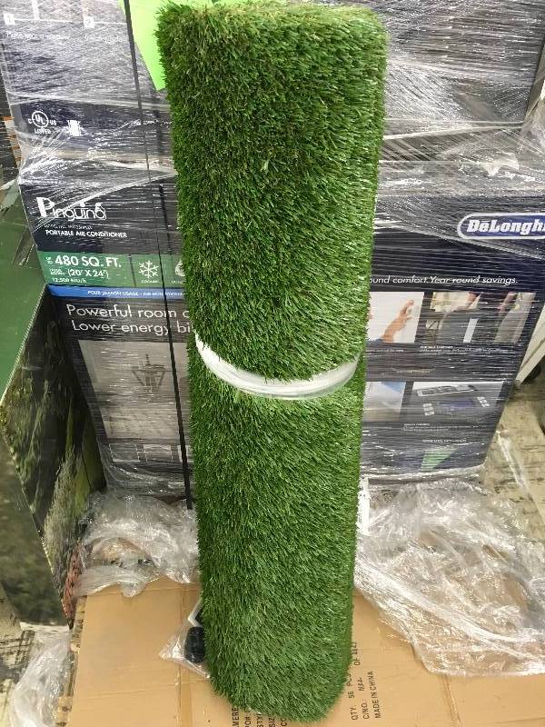 lot 564 image: PREGRA FESCUE TURF, MSRP $124.99  3.75 X 12.5