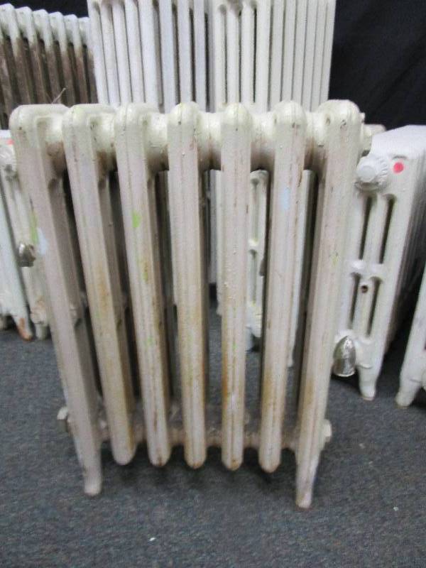 lot 13 image: Cast Iron Water Radiators 19 w x 26 T x 6 12 D