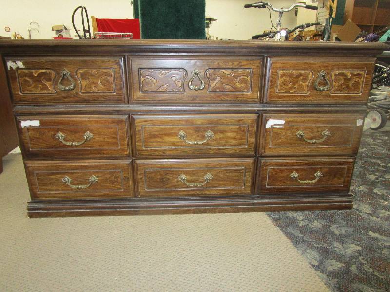 lot 30 image: Long Dresser with 9 drawers. 59W X 17 12D X 30T