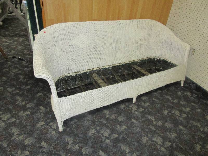 lot 106 image: Wicker Couch 84 Long  31 Tall