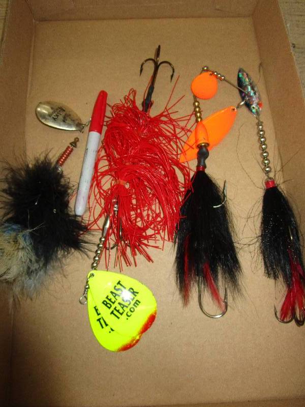 lot 137 image: Large fishing lures