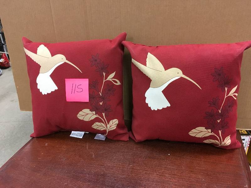 Hampton Bay Hummingbird Square Outdoor Throw Pillow (2 Pack ) Rust with Hummingbird