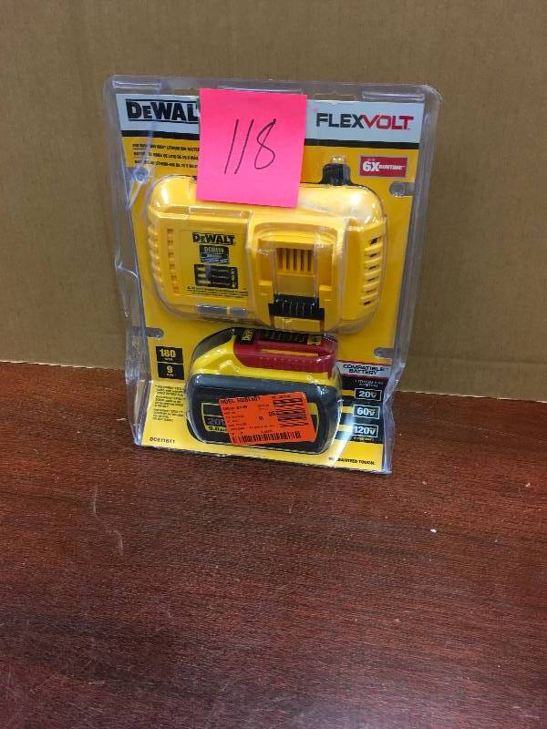 DeWalt FLEXVOLT 20-Volt 60-Volt MAX Lithium-Ion Baterry Pack 9.0Ah with Fan Cooled Fast Charger not used