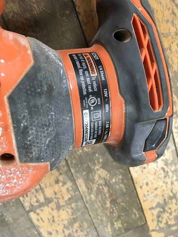 Rigid 2.4 Amp 14 Sheet Sander with Airguard Technology used in working condition