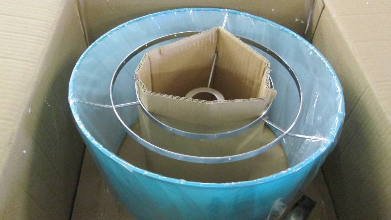 Capiz Shell Table Lamp open box, un...