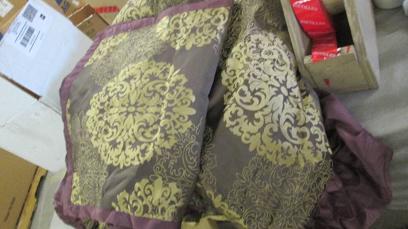 King Comforter & Sham Set open box ...