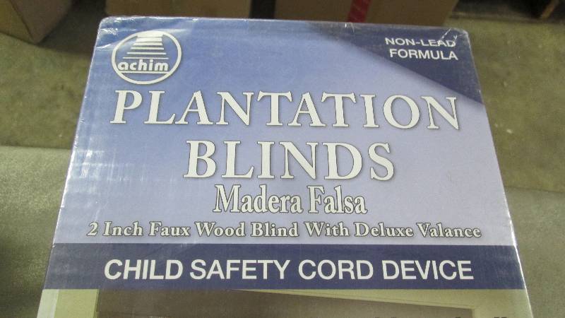Lot of 2 Madera Falsa 2 Inch Faux W...