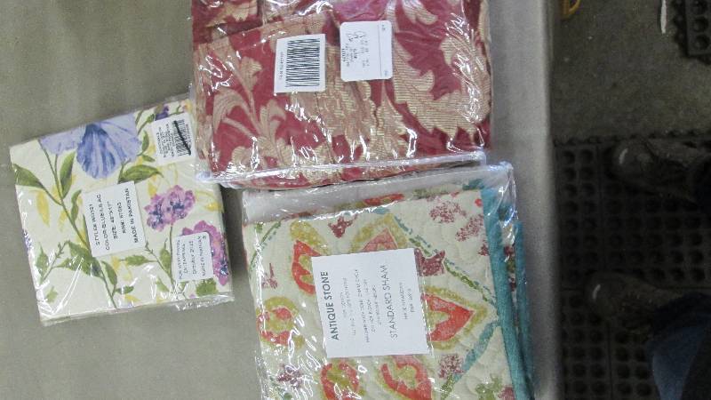 Sham, Valance, Curtain...