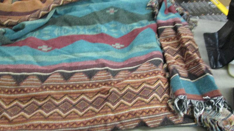 Large Patterned Throw Blanket Queen...