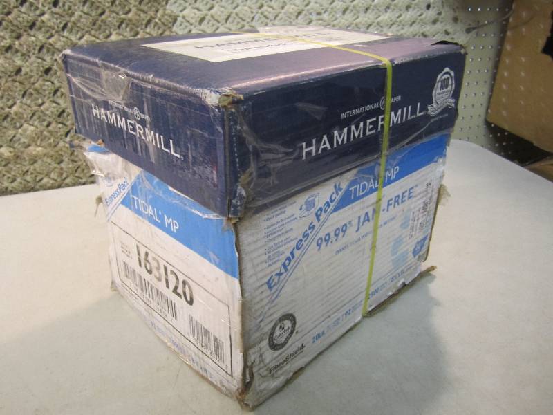 lot 18 image: Case of 2500 Sheets PrinterCopy Pa...
