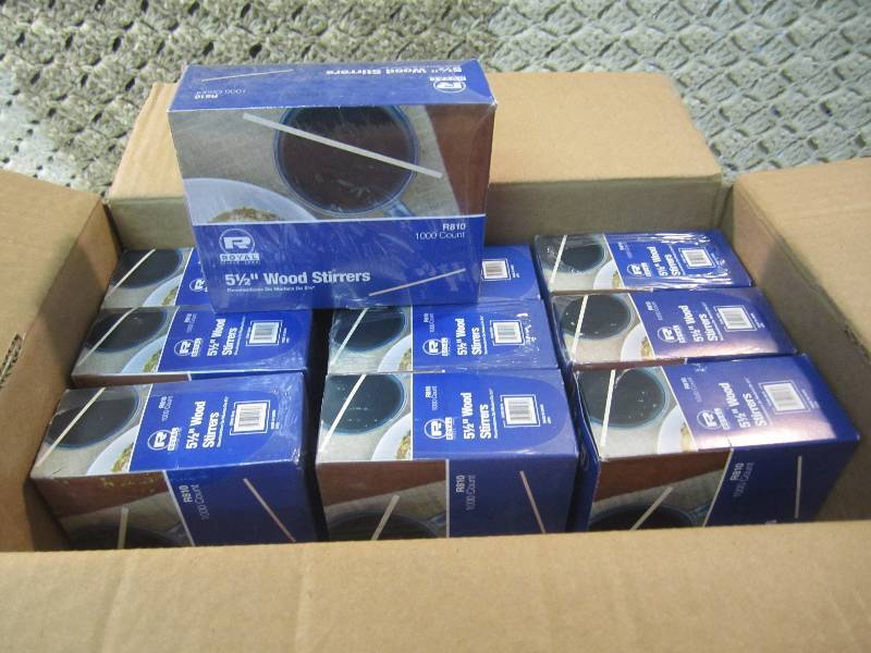 lot 25 image: Lot of 10,000 Royal 5.5 Wood Stirr...