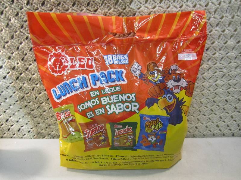 lot 52 image: Leo 18 Bag Lunch Pack Snacks and Ch...