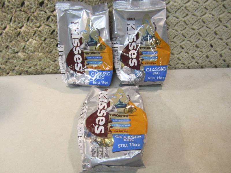 lot 120 image: Lot of 3 Bags Hersheys Kisses Favor...