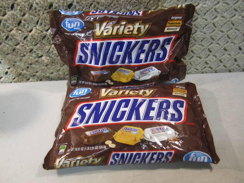 lot 122 image: 2 Big Bags Variety Snickers Fun Siz...