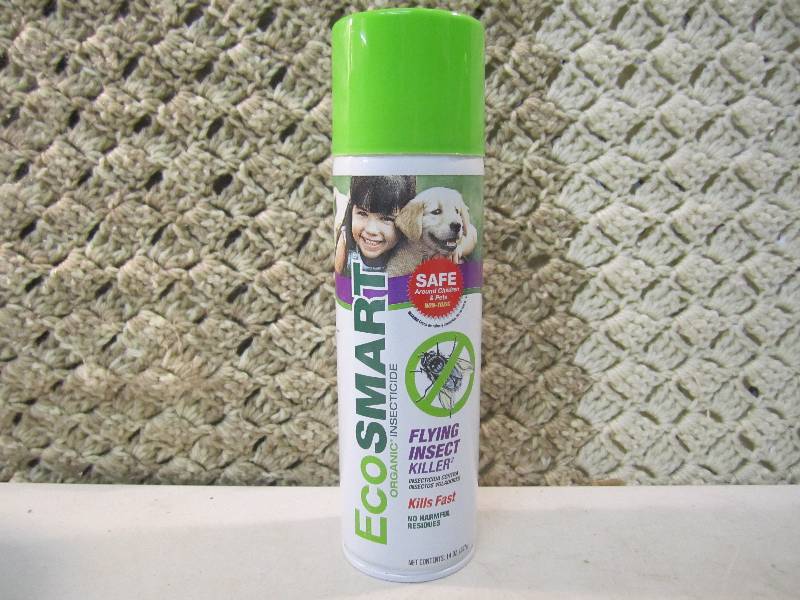 lot 160 image: Can of EcoSmart Organic Flyng Insec...
