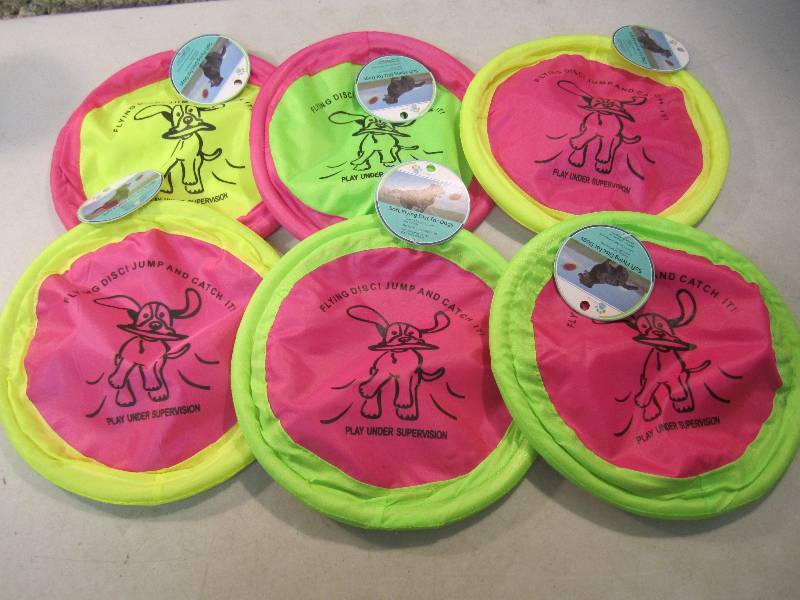 lot 173 image: Lot of 6 Flying Disc Dog Toys  F-2...