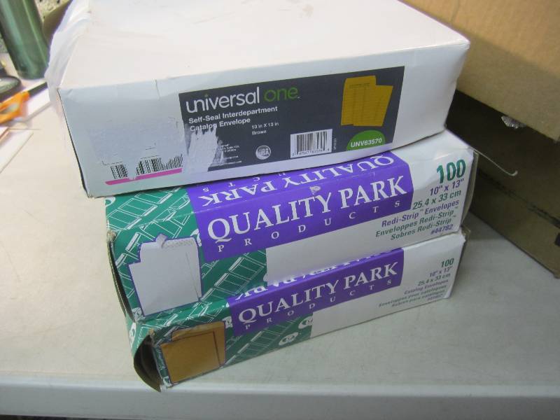 lot 198 image: Mix Lot of Envelopes 200 - 12 x 15...