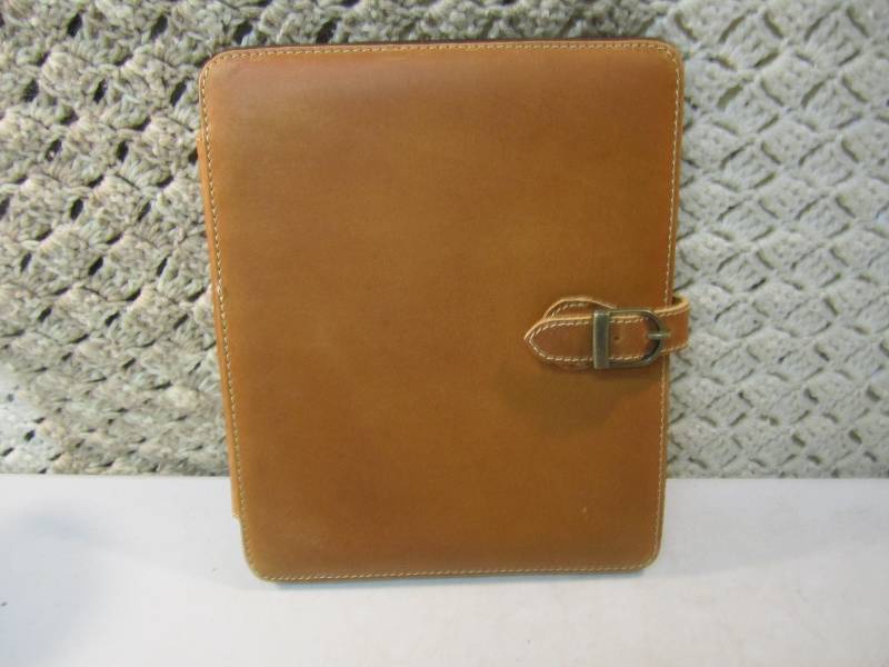 lot 217 image: Canyon Outback Leather Bear Canyon ...