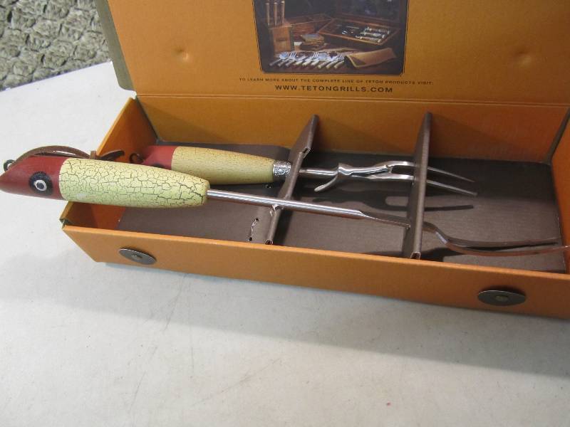 lot 232 image: Teton Grill Classic Fishing Lure Fo...