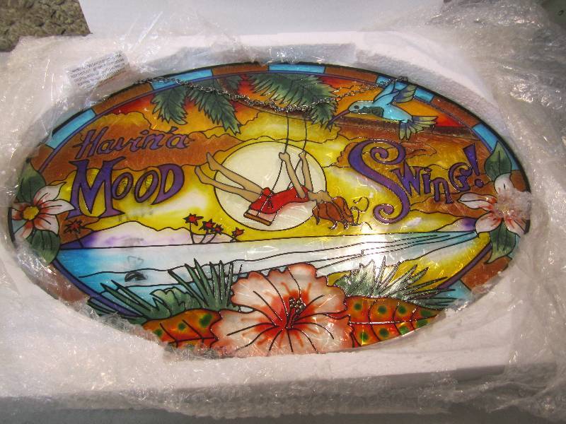 lot 245 image: Large 22 x 15 Sun Catcher Havina...