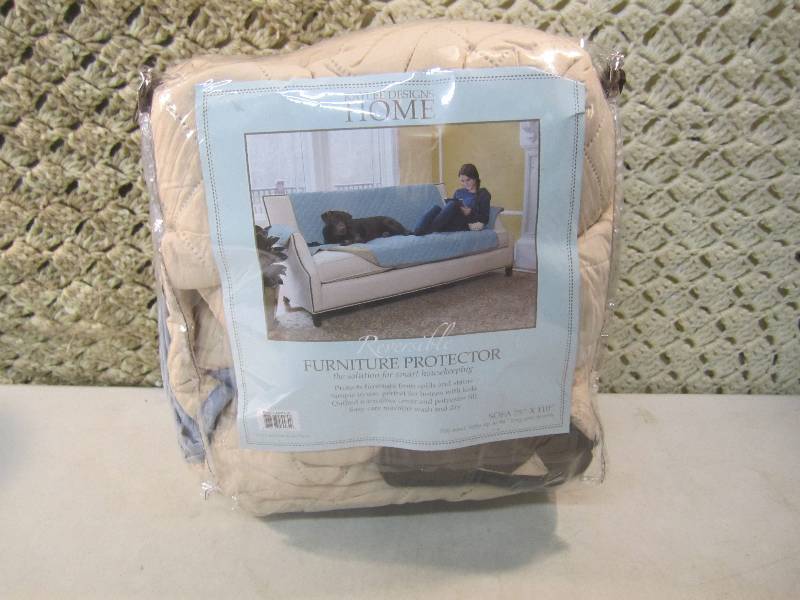 lot 259 image: Reversible Furniture Protector Sofa...