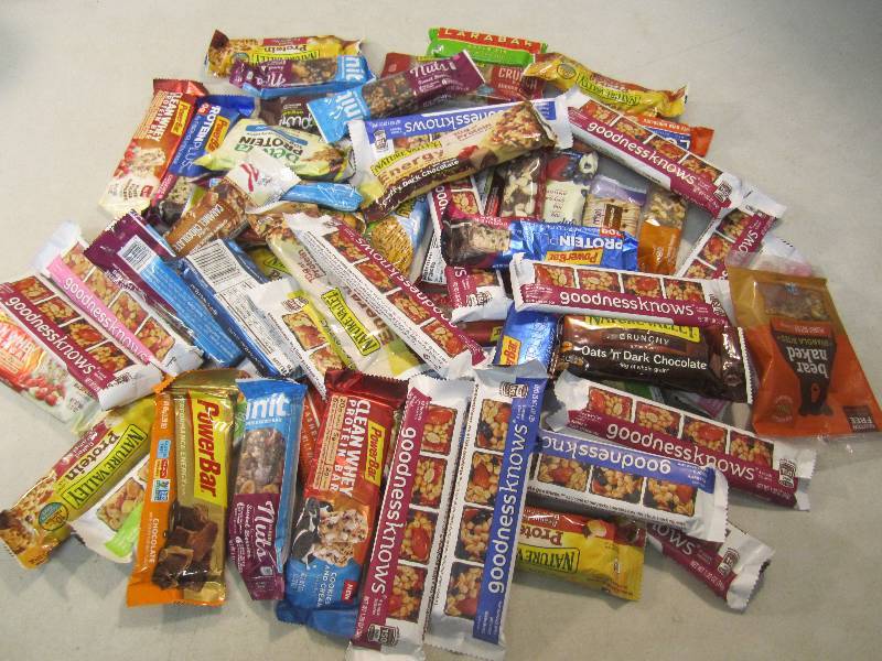 lot 264 image: Lot of Misc Granola Bar Snacks Best...
