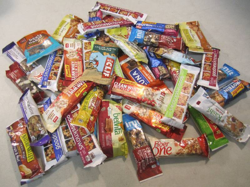 lot 268 image: Lot of Misc Granola Bar Snacks Best...