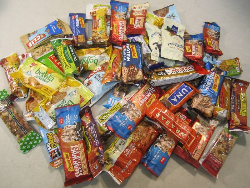 lot 279 image: Lot of Misc Granola Bar Snacks Best...
