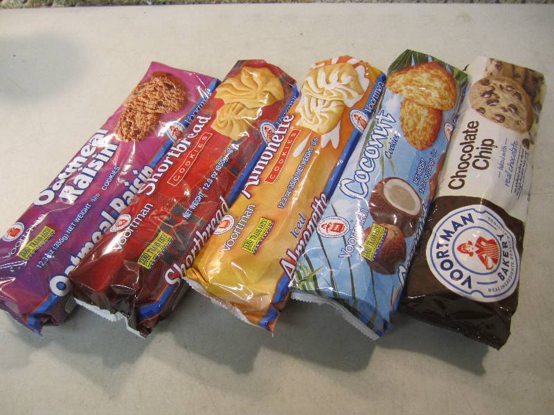 lot 285 image: Lot of 5 Packs of Misc Cookies Choc...