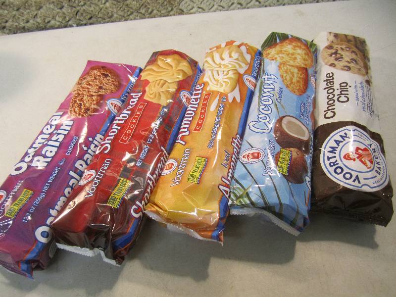 lot 288 image: Lot of 5 Packs of Misc Cookies Choc...