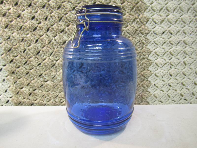 3 Quart Blue Glass Jar with Latch L...