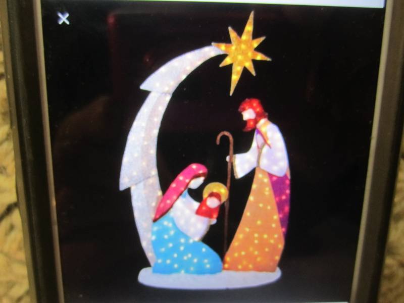 6 foot Lighted Tinsel Nativity Scen...