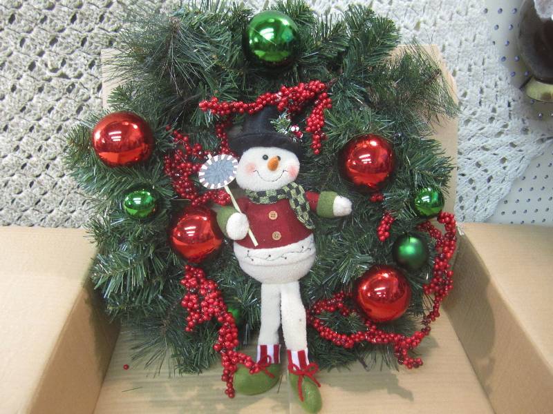21 Light Up Snowman Wreath New in ...