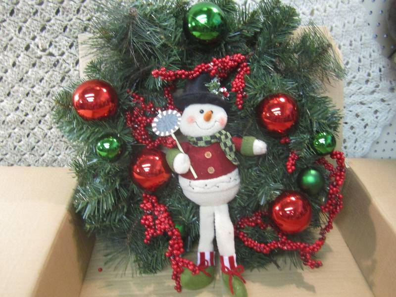 21 Light Up Snowman Wreath New in ...