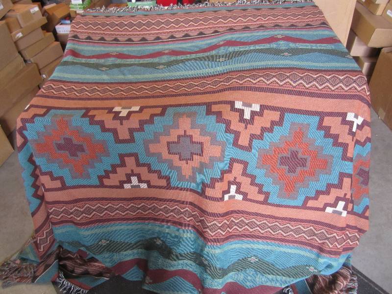 King Size Bedspread 106 x 90  A-4...