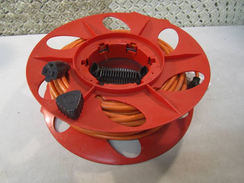 Extension Cord on Cord Caddy  EW1...
