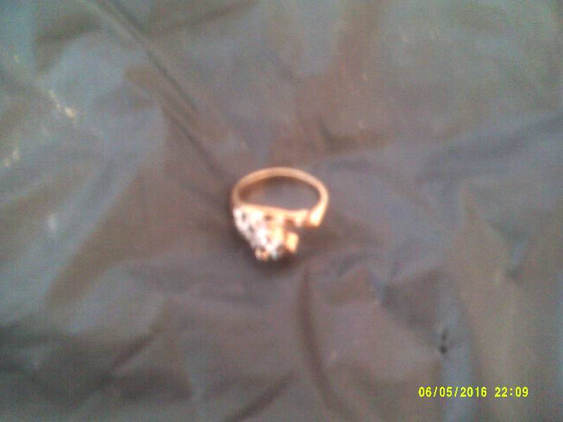 DIAMOND AND RUBY RING