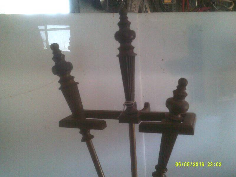 VINTAGE FIRE PLACE SET