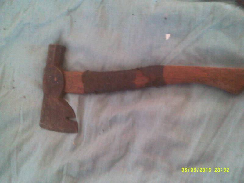 ANTIQUE HATCHET